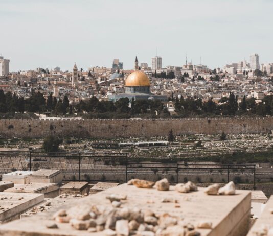 Speciale papieren uitgaven bij Israëlzondag (3 oktober)